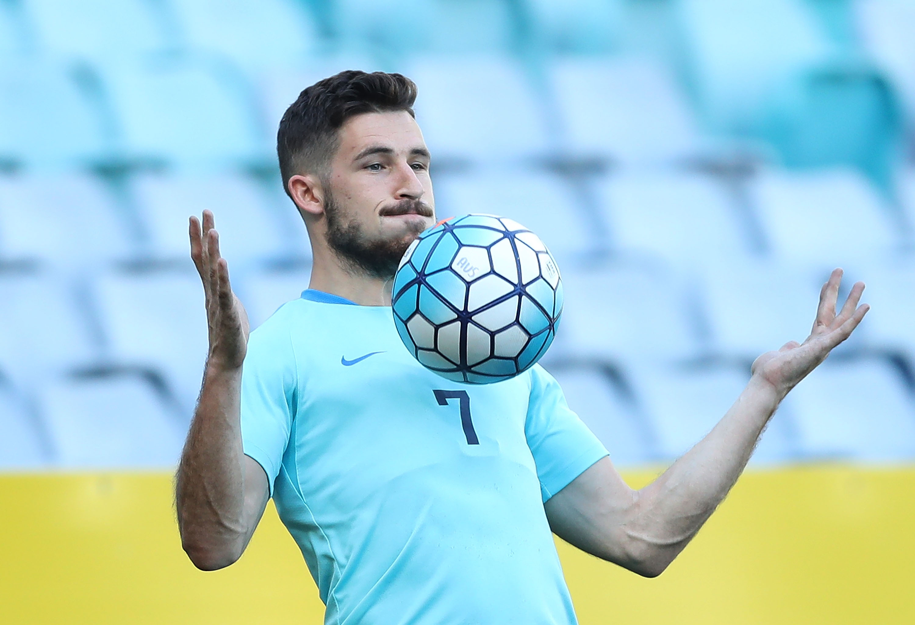 Mathew Leckie training Mathew Leckie training