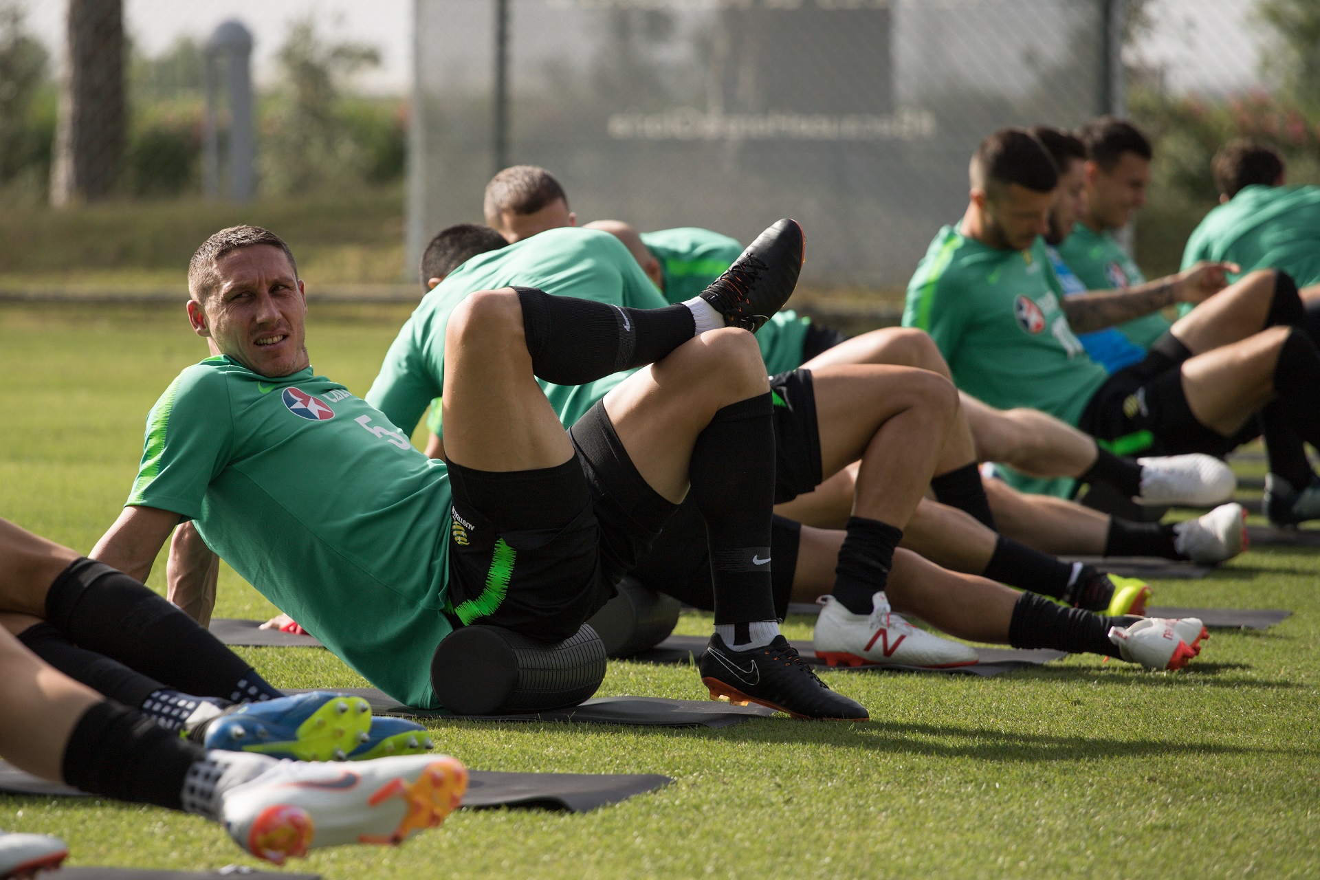 Mark Milligan during the warm up Mark Milligan during the warm up