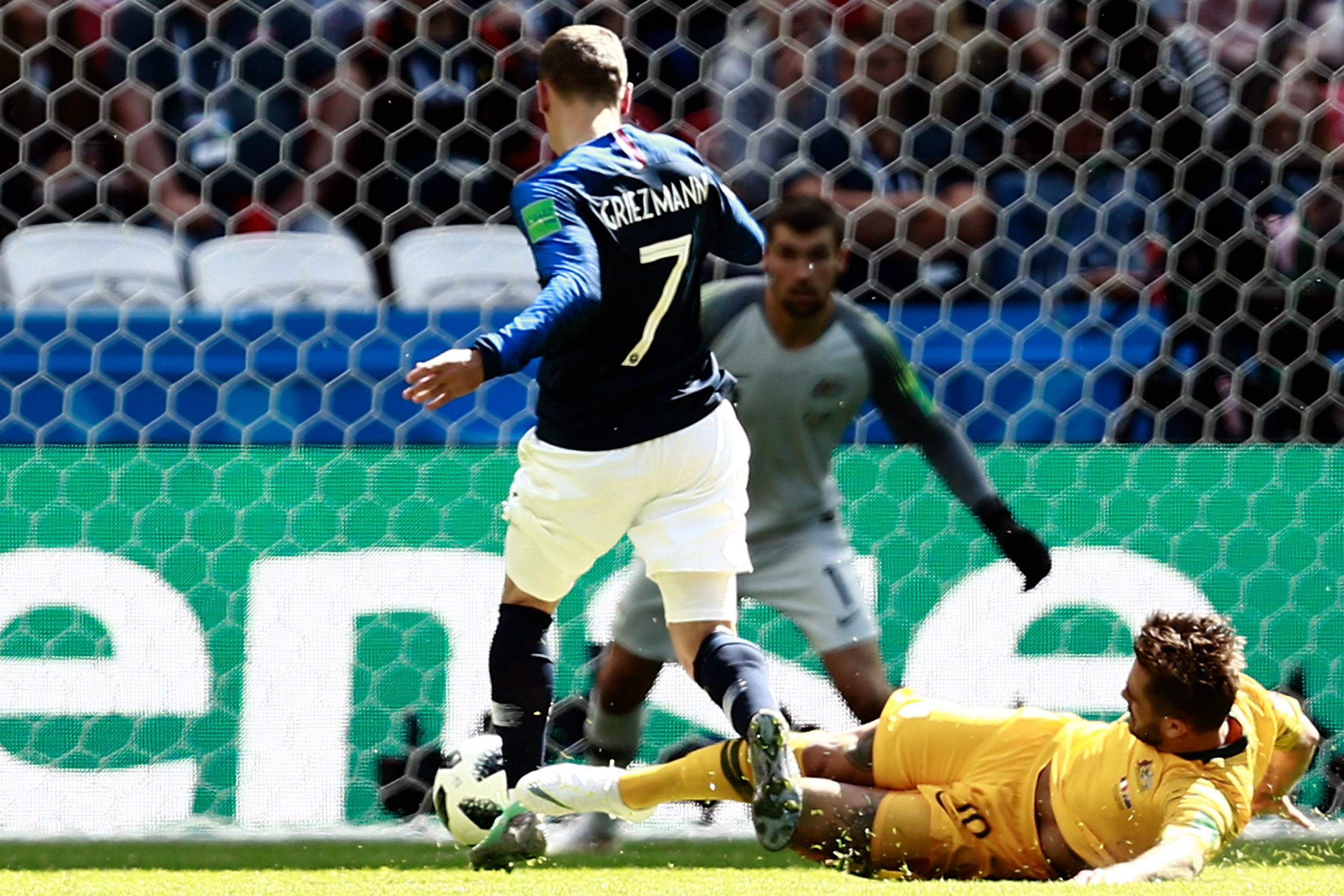 Antoine Griezmann Josh Risdon Antoine Griezmann Josh Risdon