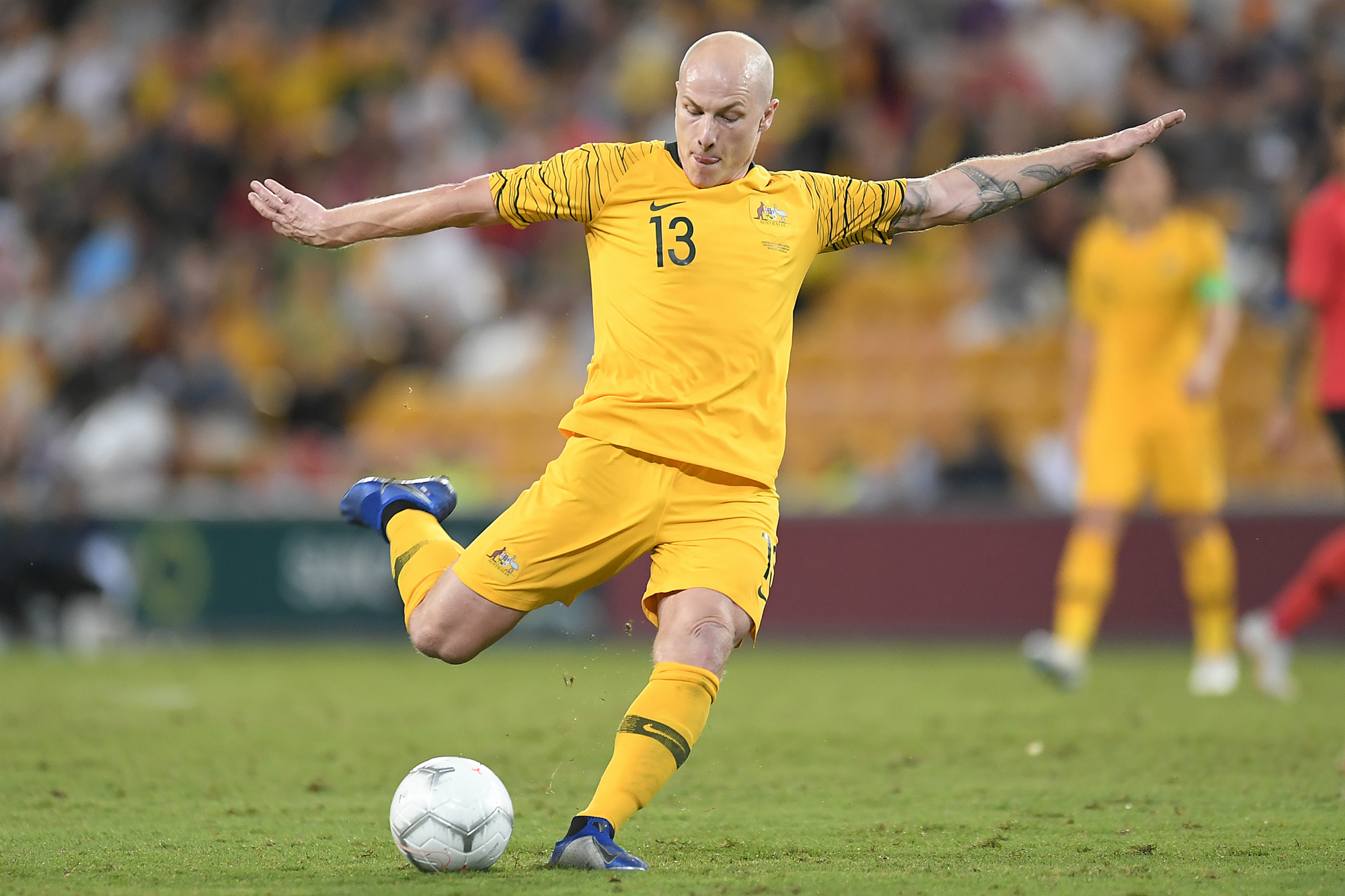 aaron-mooy aaron-mooy