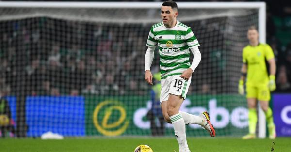 Tom Rogic on the ball with Celtic FC