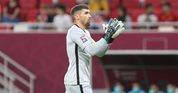 Mat Ryan applauds the fans as he is substituted in the Socceroos World Cup Playoff with Peru