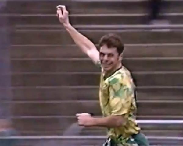 Carl Veart's goal and assist for the Socceroos in 1993