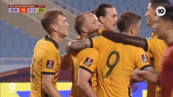 GOAL: Grant - Socceroos lead in Vietnam