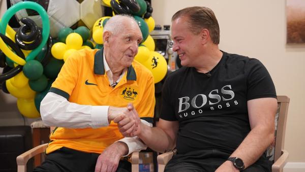 Former Socceroo Alan Garside presented with special kit gift