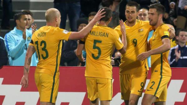 The Caltex Socceroos celebrate Tomi Juric's goal against Iraq in Perth.