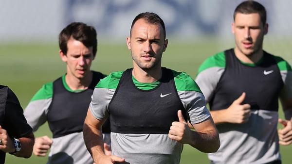 Ivan Franjic on the training ground with his Socceroos teammates ahead of the Asian Cup final.